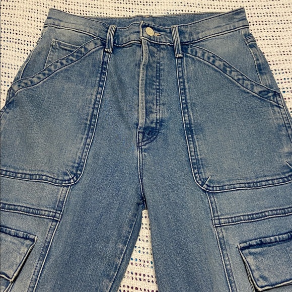 MOTHER The Curbside Cargo Flood in Herbal Remedy Indigo wash Size 26 x 29” - Picture 4 of 15